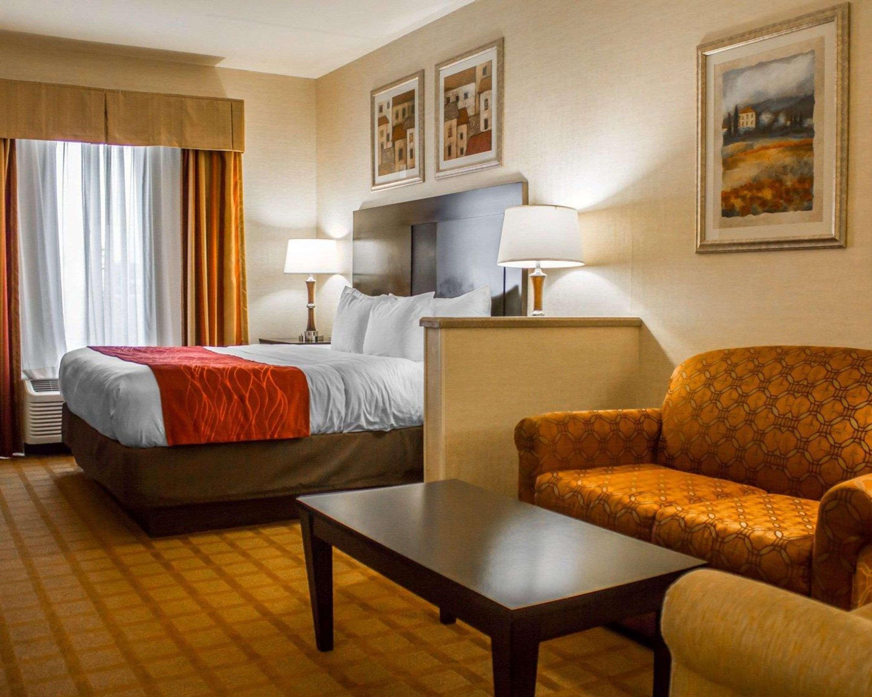 Comfort Suites Edinboro Екстер'єр фото