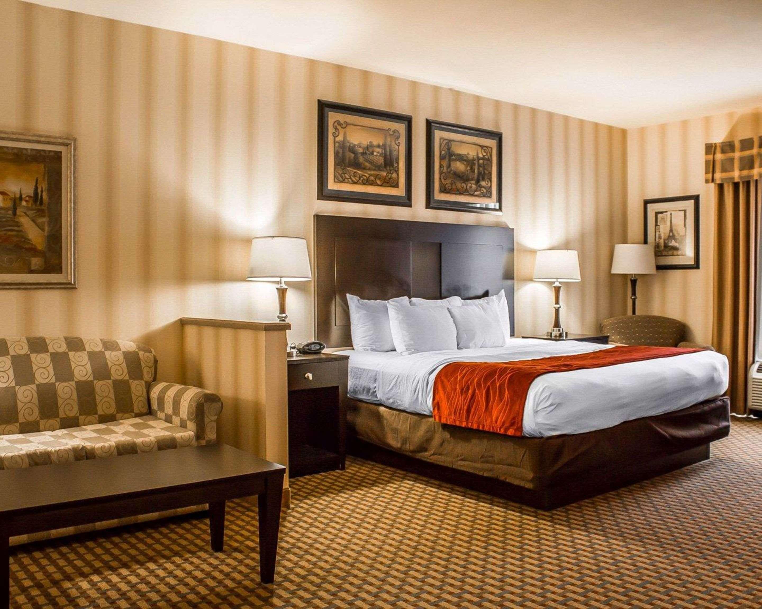 Comfort Suites Edinboro Екстер'єр фото