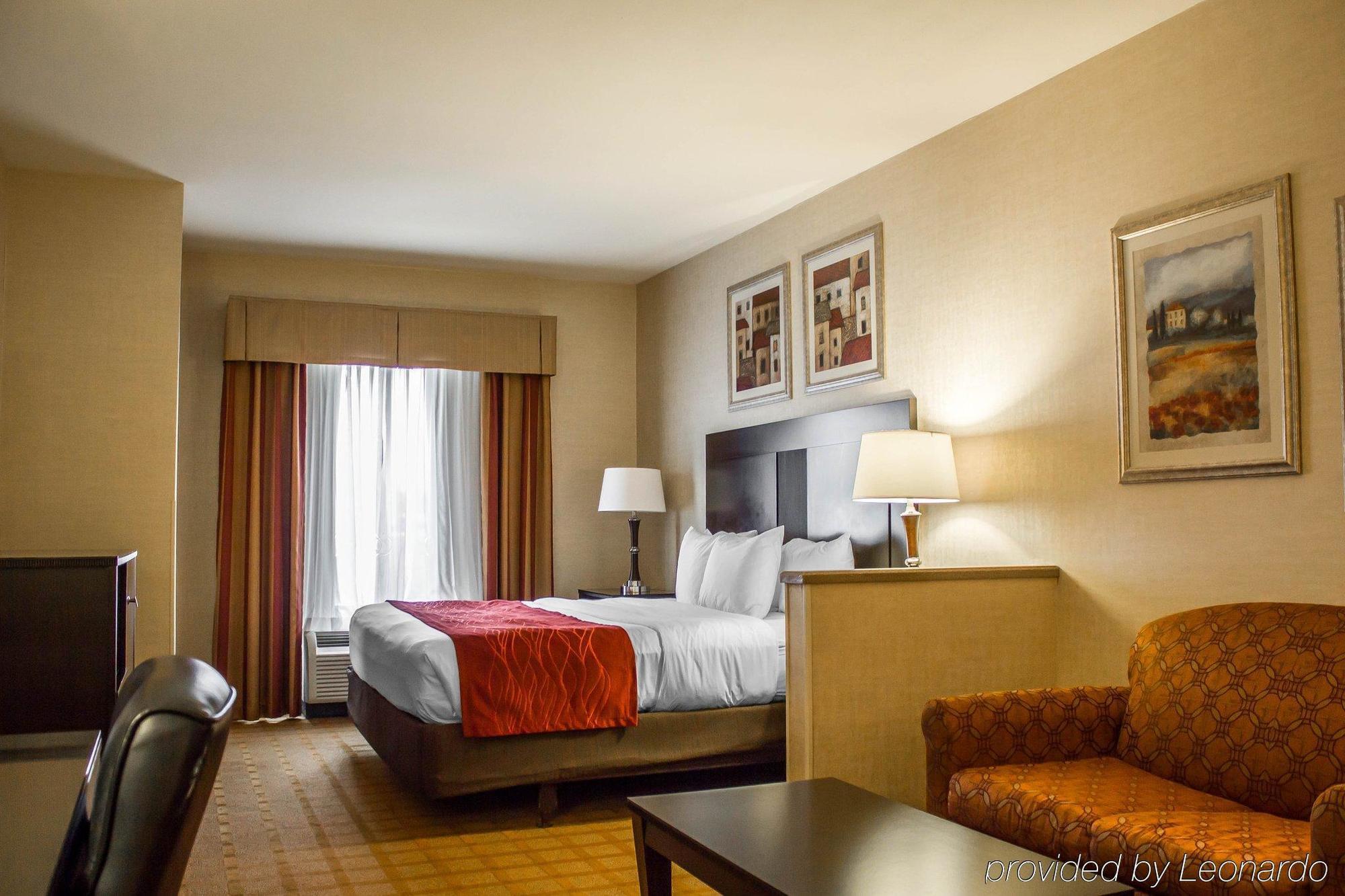 Comfort Suites Edinboro Екстер'єр фото